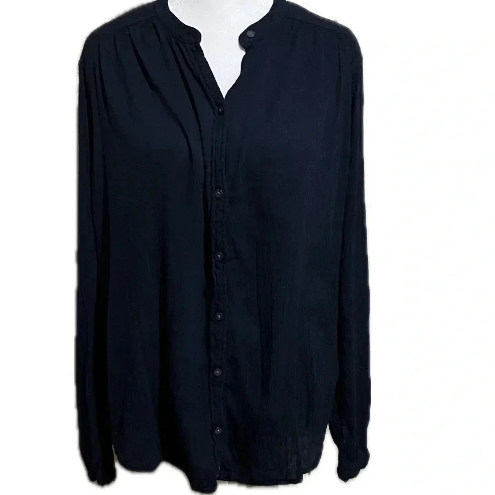 🔵 Abercrombie & Fitch navy long sleeve large top